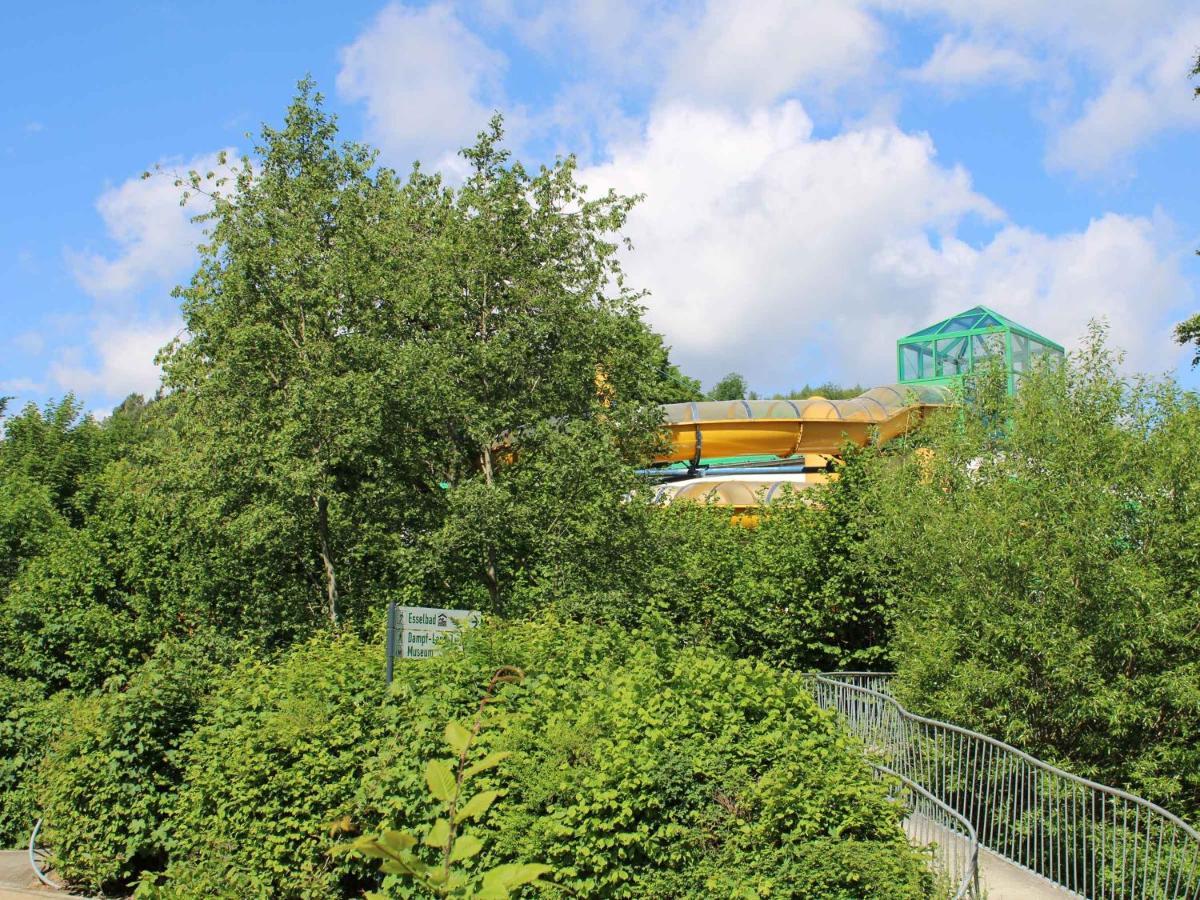 Ferienwohnung Am Kurpark Эслоэ Экстерьер фото